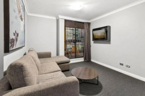 KozyGuru Haymarket High Level 2B APT NHA653-1701, Sydney